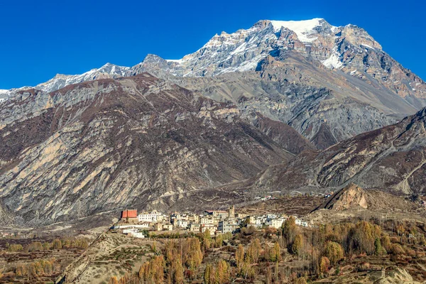 Panorama Jharkot Himalajami Tle — Zdjęcie stockowe