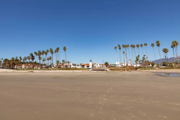 Spiaggia Panoramica Santa Barbara Con Palme Vecchio Faro — Foto Stock