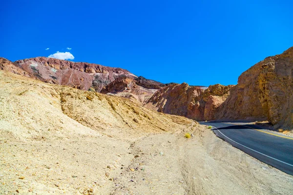 Schilderachtig Rotslandschap Verschillende Kleuren Bij Artists Palette Death Valley Usa — Stockfoto