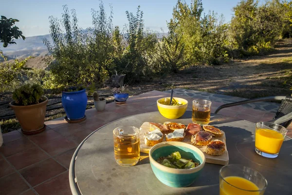 Basit tatil Kahvaltı