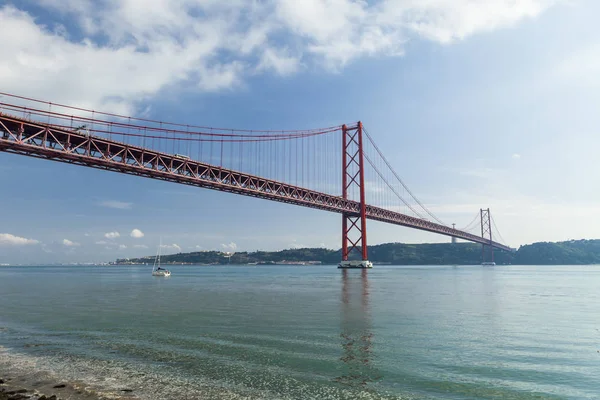 Ponte de 25 Abril, Lissabon