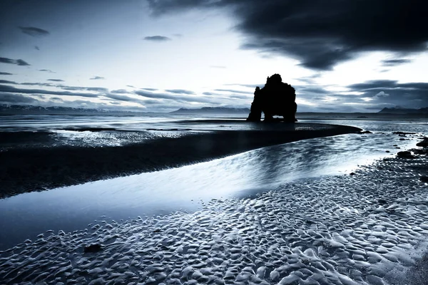 Dinosaur Rock Beach in Iceland — Stock Photo, Image