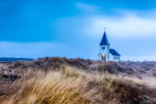 老农村教会在冰岛 — 图库照片