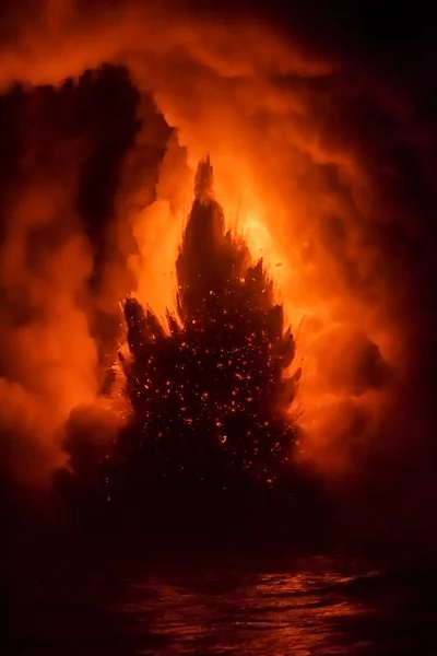 Explosing лави на Гаваях — стокове фото