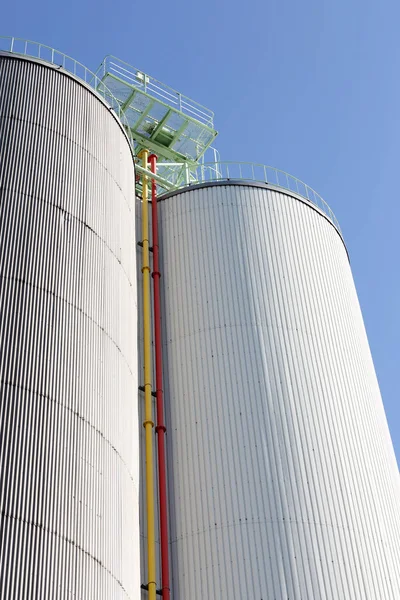 Silo de stockage industriel — Photo