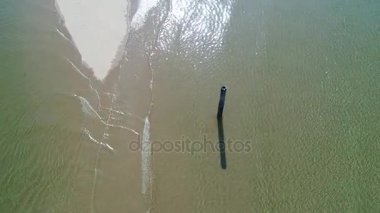 Hava drone uçuş, sığ deniz manzara 