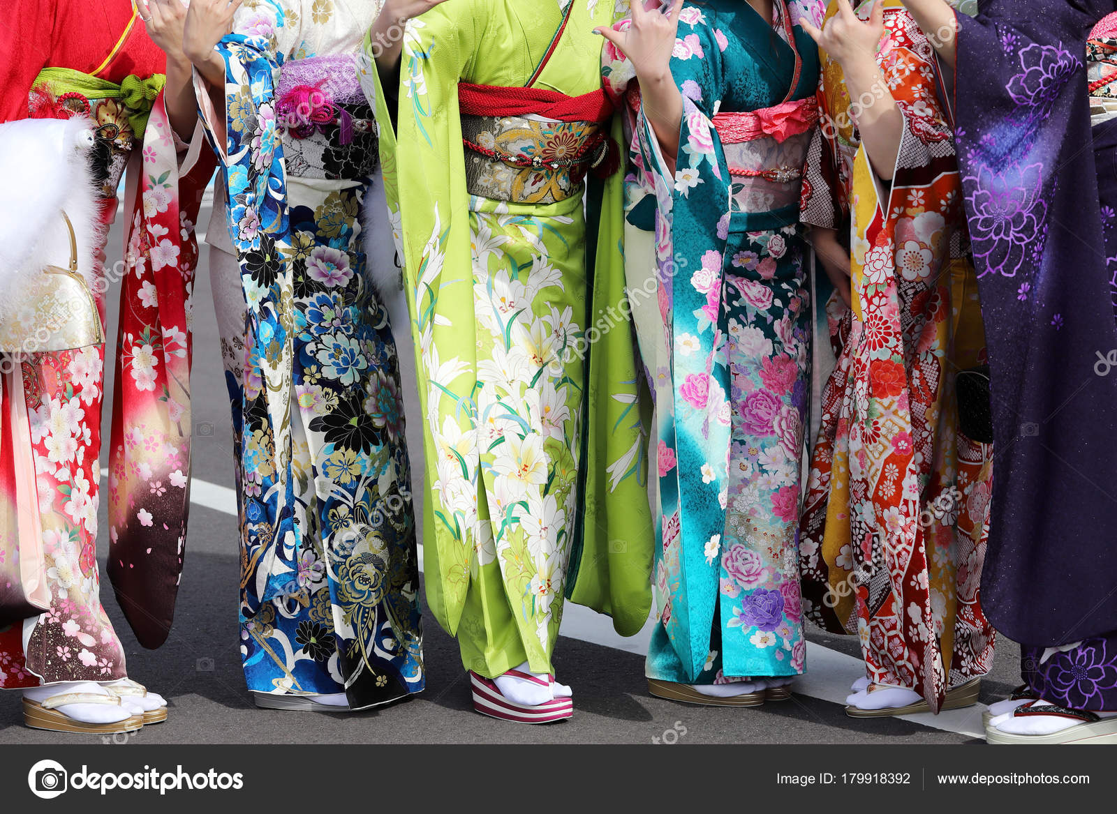 Young Japanese Women Wearing Kimono Coming Age Day Celebration.