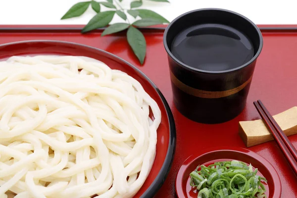 Tagliatelle Giapponesi Zaru Udon Piatto Con Salsa Soia Vassoio Legno — Foto Stock