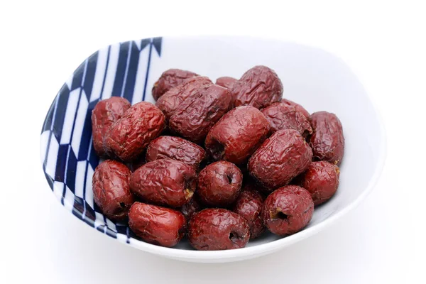 Jujube Chinesische Getrocknete Rote Dattelfrüchte Einer Schüssel Auf Weißem Hintergrund — Stockfoto