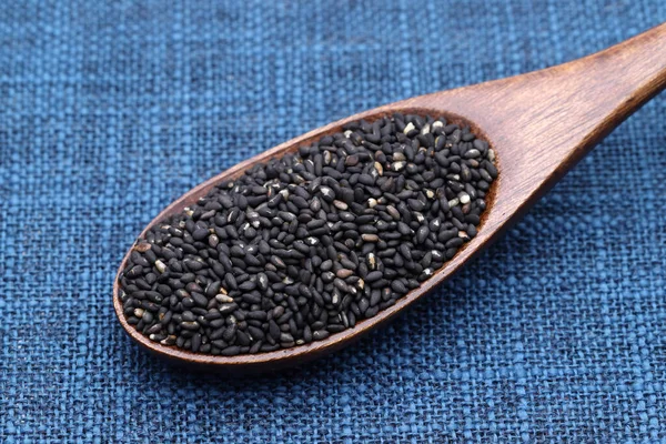 Black Sesame Seeds Wooden Spoon Table — Stock Photo, Image