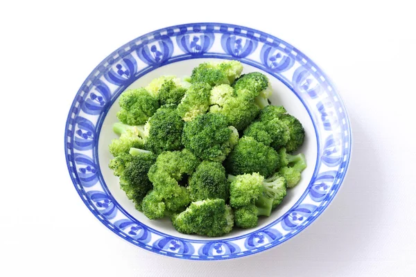 Broccoli Verdi Bolliti Con Sale Marino Piatto — Foto Stock