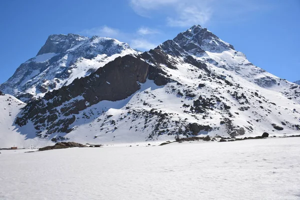 Paisagem de montanha e neve no Chile — Fotografia de Stock