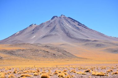 Manzara Vadisi ve Atacama Çölü Şili'deki dağlar