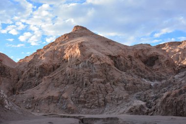 dağ ve vadi Atacama Çölü Şili'deki manzara