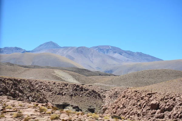 バレーやチリのアタカマ砂漠の山脈の風景 — ストック写真
