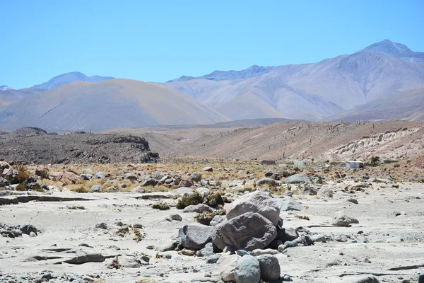 Landschaft aus Tal und Gebirge in der Atacama-Wüste Chili — Stockfoto