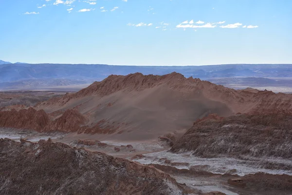 Krajina, hory a údolí v poušť Atacama Chile — Stock fotografie