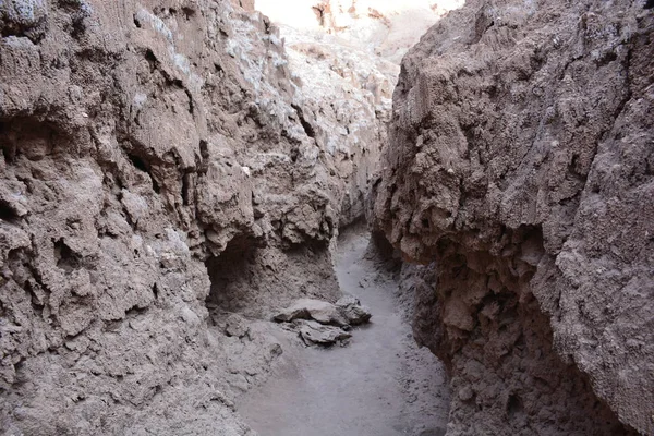 Lanskap gunung dan lembah di gurun Atacama Chili — Stok Foto