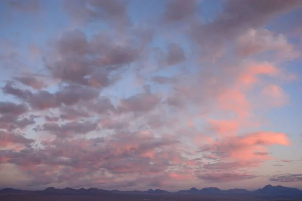 Nuvens de pôr do sol no deserto do Atacama Chile — Fotografia de Stock