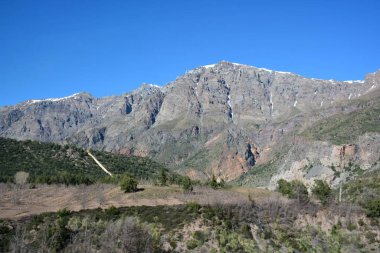 Dağ ve vadi http://www.Voices.No/mainissues/mi40008000288.php Şili peyzaj