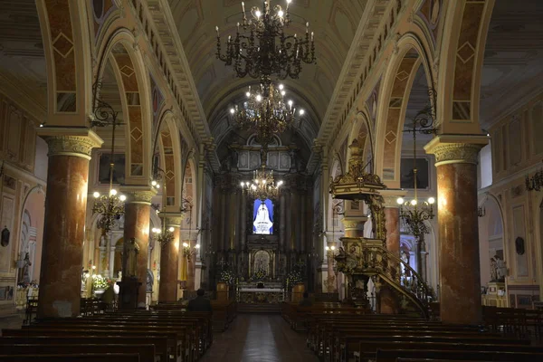 Catedral e iglesia cristiana en Santiago Chile — Foto de Stock