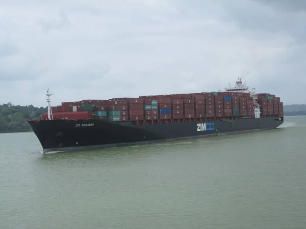 Ropný Tanker loď plující na hluboký oceán — Stock fotografie