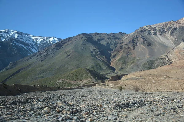 Landschaft aus Bergen und Tälern in Chile — Stockfoto