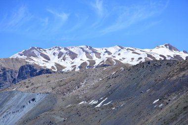 Buzul, kar ve dağlar http://www.Voices.No/mainissues/mi40008000288.php Şili