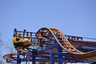 Disneyland http://www.Voices.no/mainissues/mi40008000288.php Şili