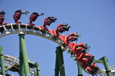 Disneyland http://www.Voices.no/mainissues/mi40008000288.php Şili