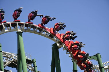 Disneyland http://www.Voices.no/mainissues/mi40008000288.php Şili