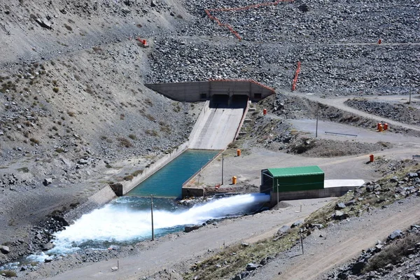 Reservoir in Santiago, Chili — Stockfoto