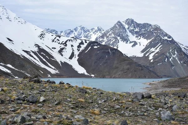 Τοπίο στα βουνά, χιόνι, και χαρακτήρα στη Χιλή — Φωτογραφία Αρχείου