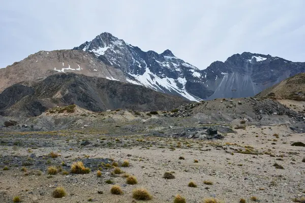 Krajobraz gór, śniegu i natury w Chile — Zdjęcie stockowe