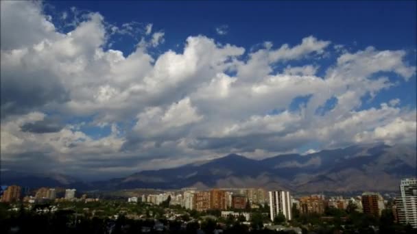 Nascer do sol e nuvens em Santiago Chile — Vídeo de Stock