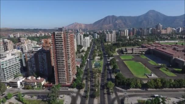 Şili 'deki Santiago şehrinin hava manzarası — Stok video