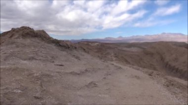 Dağ ve vadi Atacama Çölü Şili'manzara