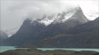 göl ve nehir Patagonya Şili'deki manzara