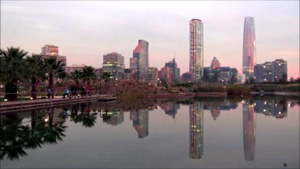 Zachód słońca w Santiago, Chile — Wideo stockowe