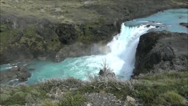 瀑布和性质在智利巴塔哥尼亚 — 图库视频影像