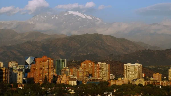 도시, 건물, 산티아고 칠레 산의 풍경 — 스톡 사진