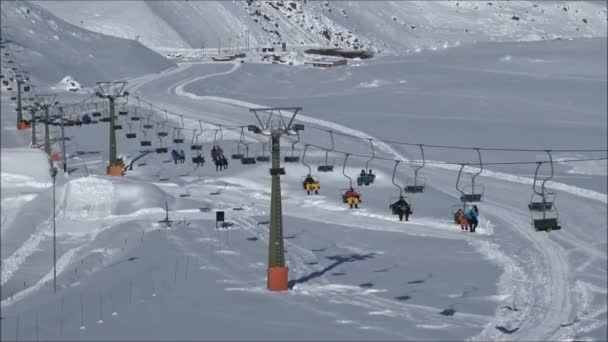 在智利的滑雪胜地 — 图库视频影像
