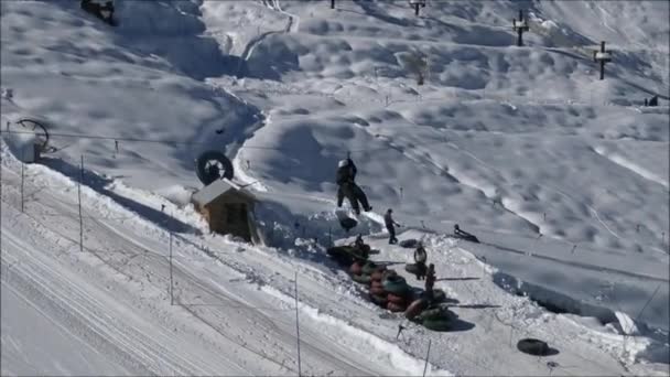 Горнолыжный курорт в Чили — стоковое видео