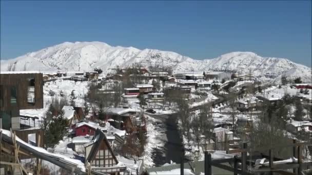 Гірськолижний курорт в Чилі — стокове відео