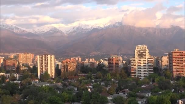 Skyskrapor i Santiago Chile — Stockvideo