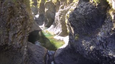 Şelale, nehir ve park http://www.Voices.No/mainissues/mi40008000288.php Şili havadan görünümü