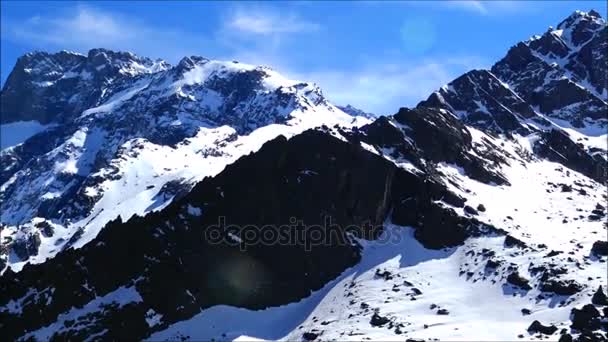 Manzara ve Mount Andes Şili'de yürüyüş — Stok video