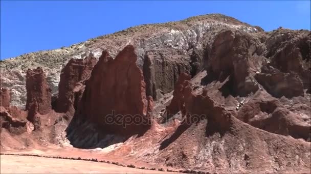 Landscape of mountains and volcano in Atacama desert, Chile — Stock Video