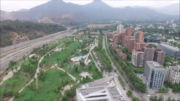 Luchtfoto van Santiago, Chili — Stockvideo