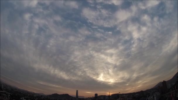 Nubes del atardecer lapso de tiempo en Santiago, Chile — Vídeo de stock